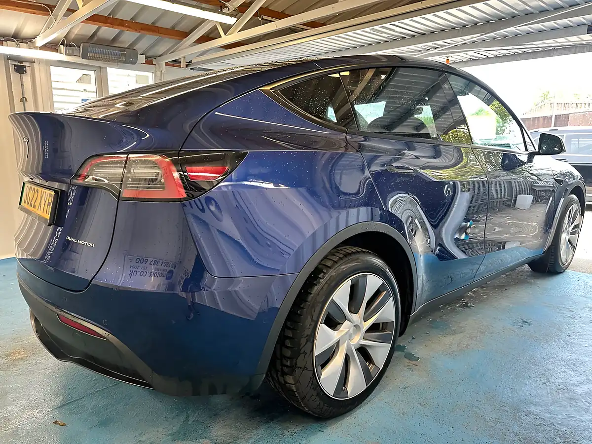 Used 2022 Tesla Model Y Long Range Blue - Interior and Exterior details 7