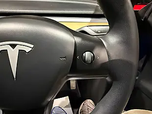 Used 2022 Tesla Model Y Long Range Blue - Interior and Exterior details 18