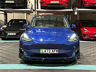 Used 2022 Tesla Model Y Long Range Blue - Interior and Exterior details 4