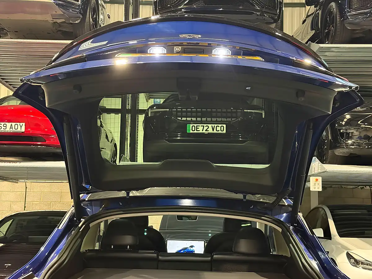 Used 2022 Tesla Model Y Long Range Blue - Interior and Exterior details 13