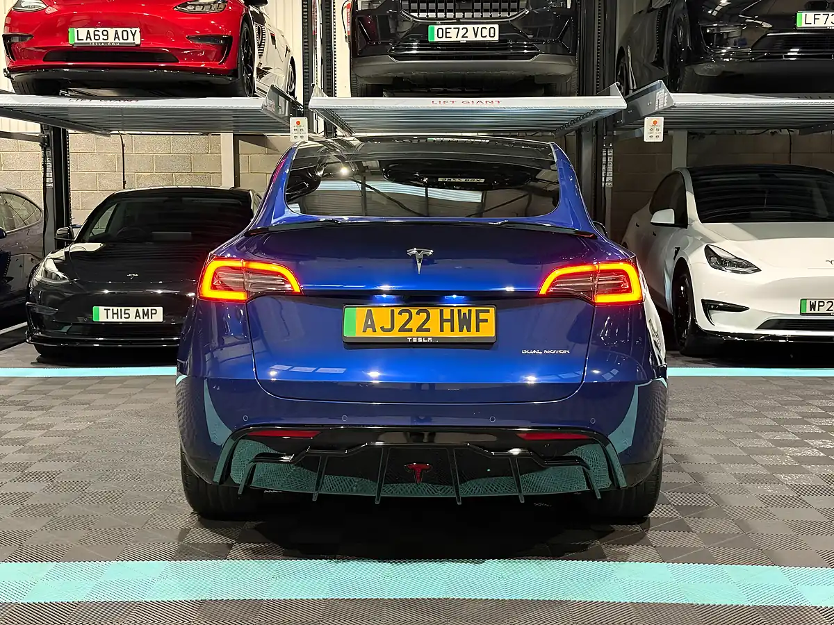 Used 2022 Tesla Model Y Long Range Blue - Interior and Exterior details 8