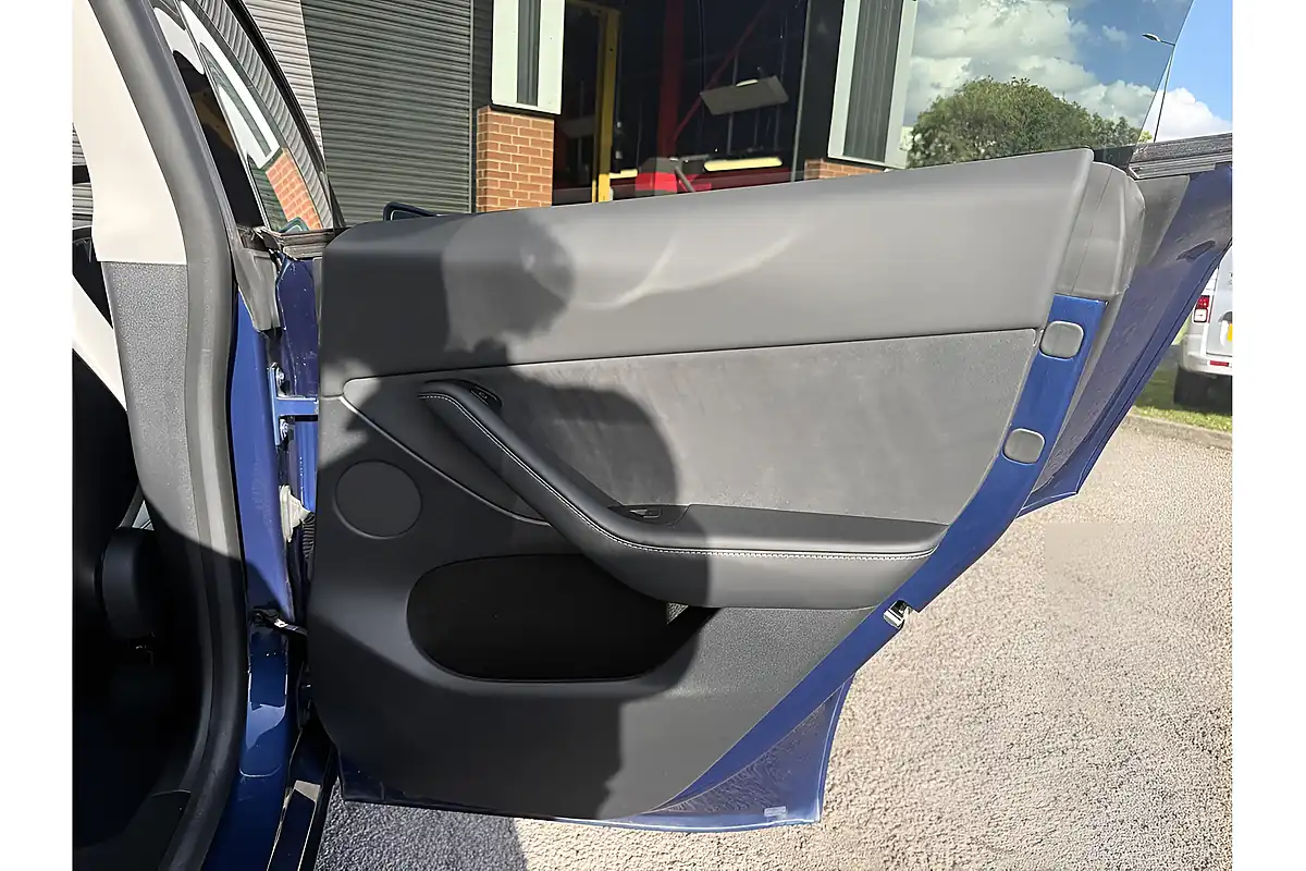 Used 2022 Tesla Model Y Long Range Blue - Interior and Exterior details 14