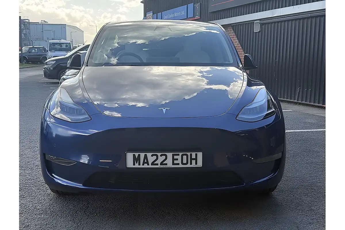 Used 2022 Tesla Model Y Long Range Blue - Interior and Exterior details 2