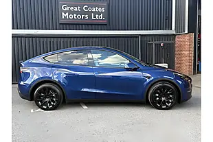 Used 2022 Tesla Model Y Long Range Blue - Interior and Exterior details 3