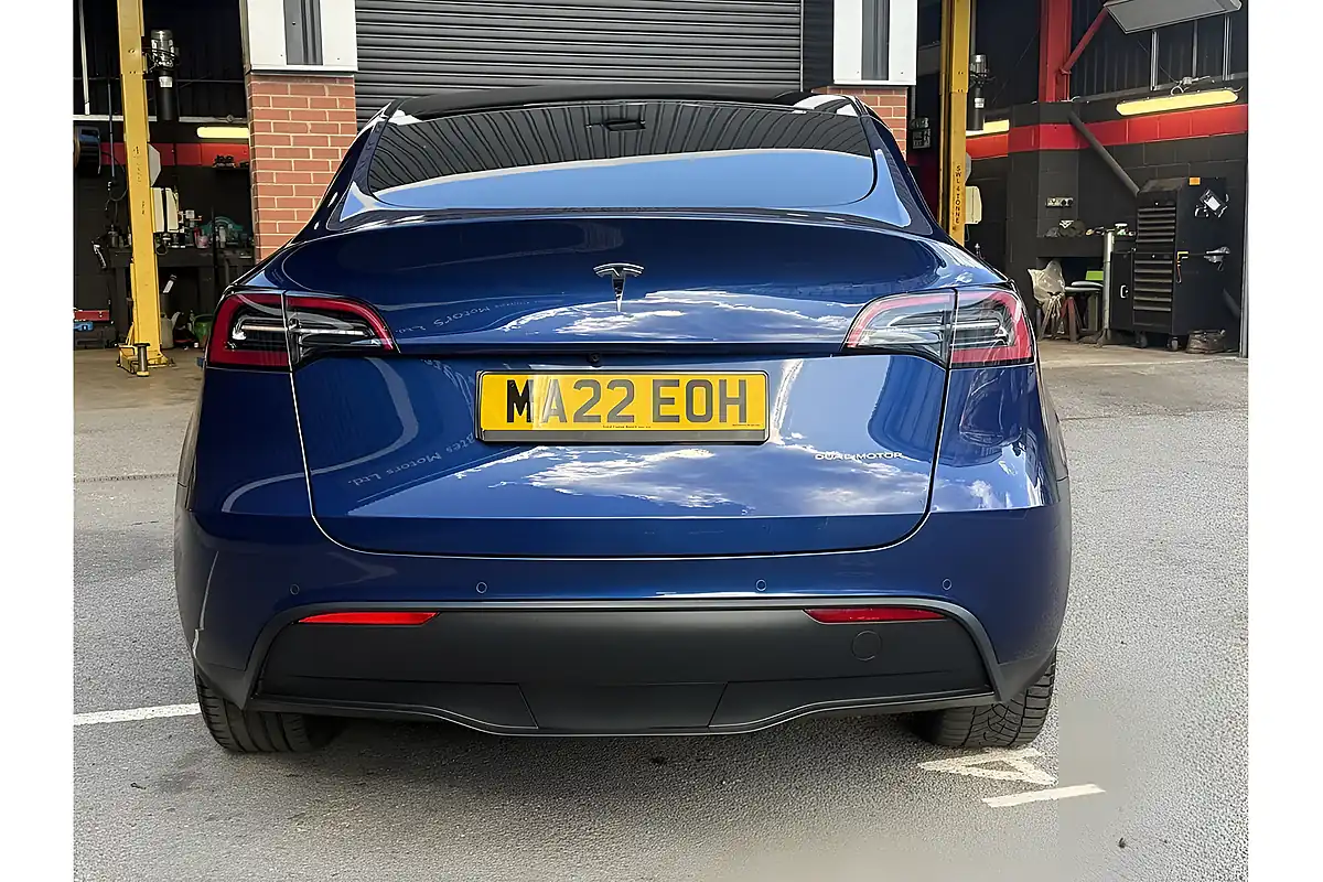 Used 2022 Tesla Model Y Long Range Blue - Interior and Exterior details 4