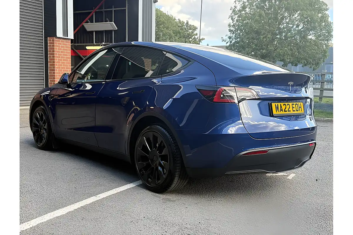 Used 2022 Tesla Model Y Long Range Blue - Interior and Exterior details 5
