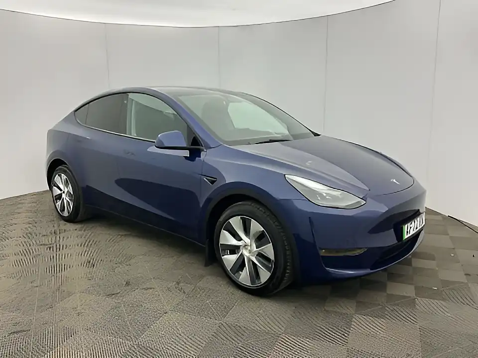 Used 2022 Tesla Model Y Long Range Blue - Interior and Exterior details 2