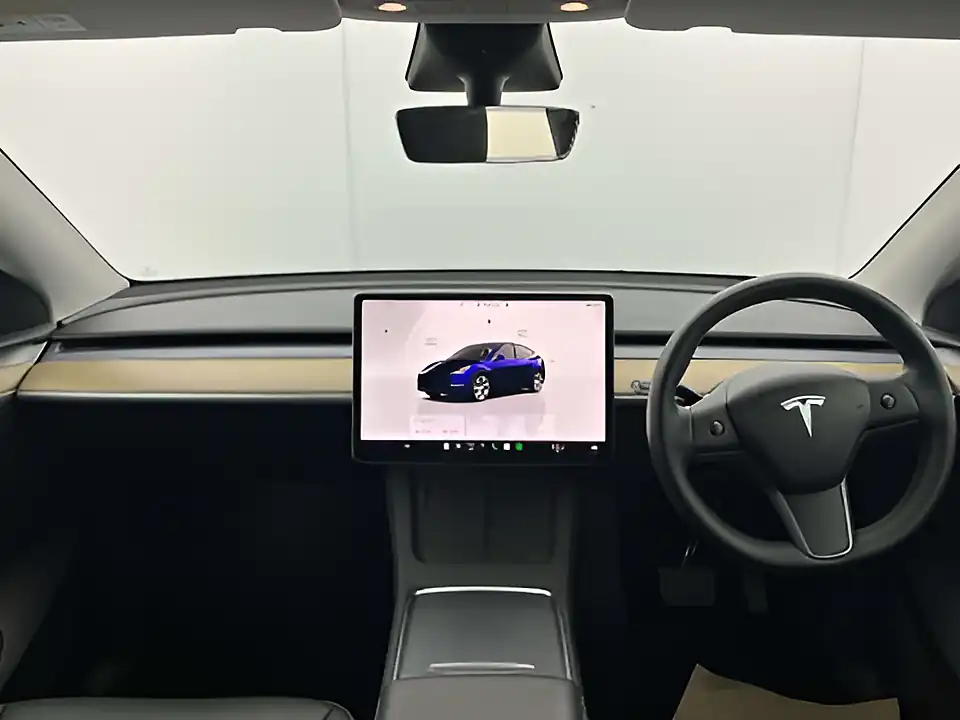 Used 2022 Tesla Model Y Long Range Blue - Interior and Exterior details 7