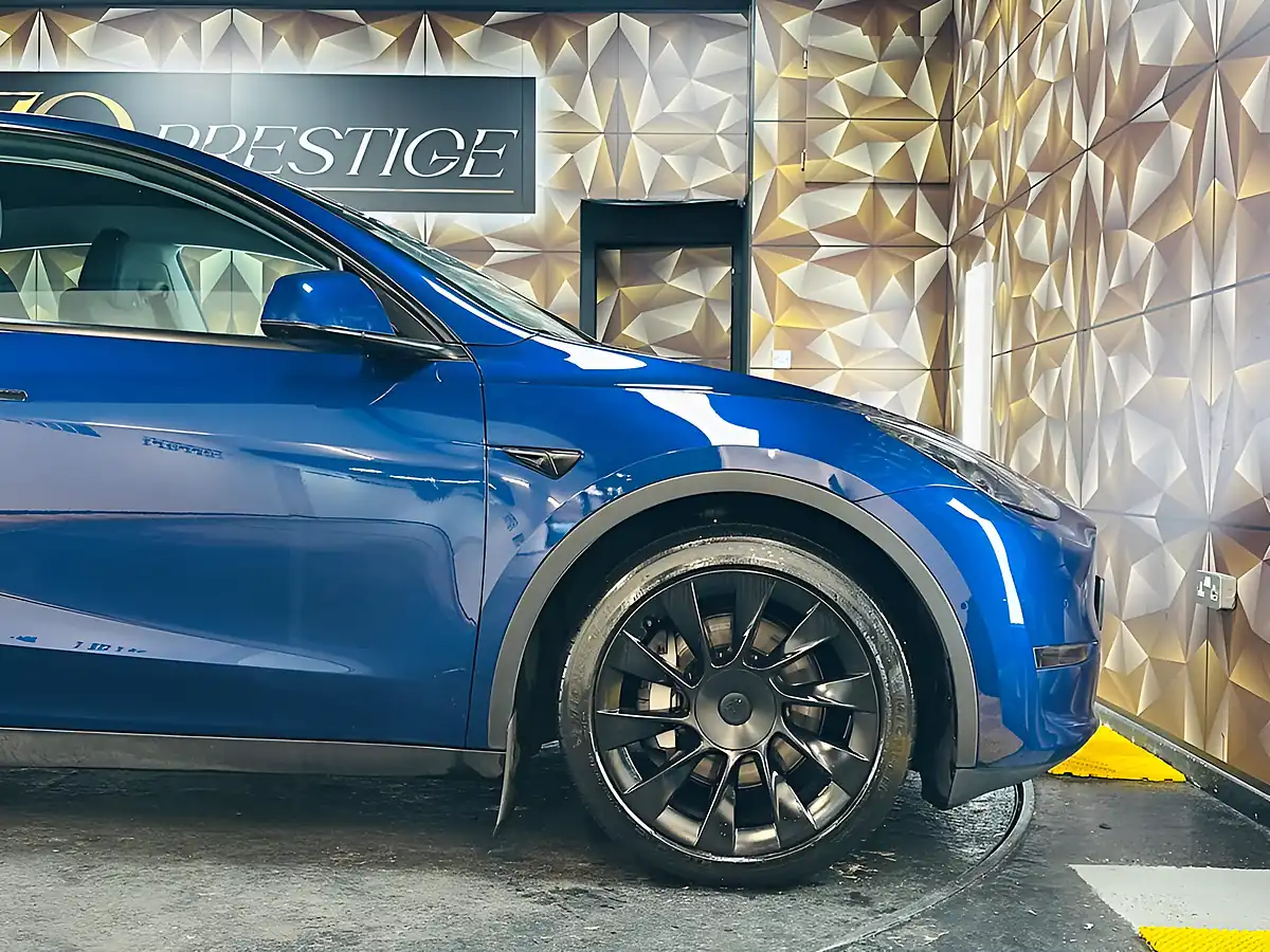 Used 2022 Tesla Model Y Long Range Deep Blue - Interior and Exterior details 12