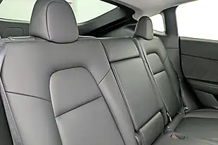 Used 2022 Tesla Model Y Long Range Grey - Interior and Exterior details 18