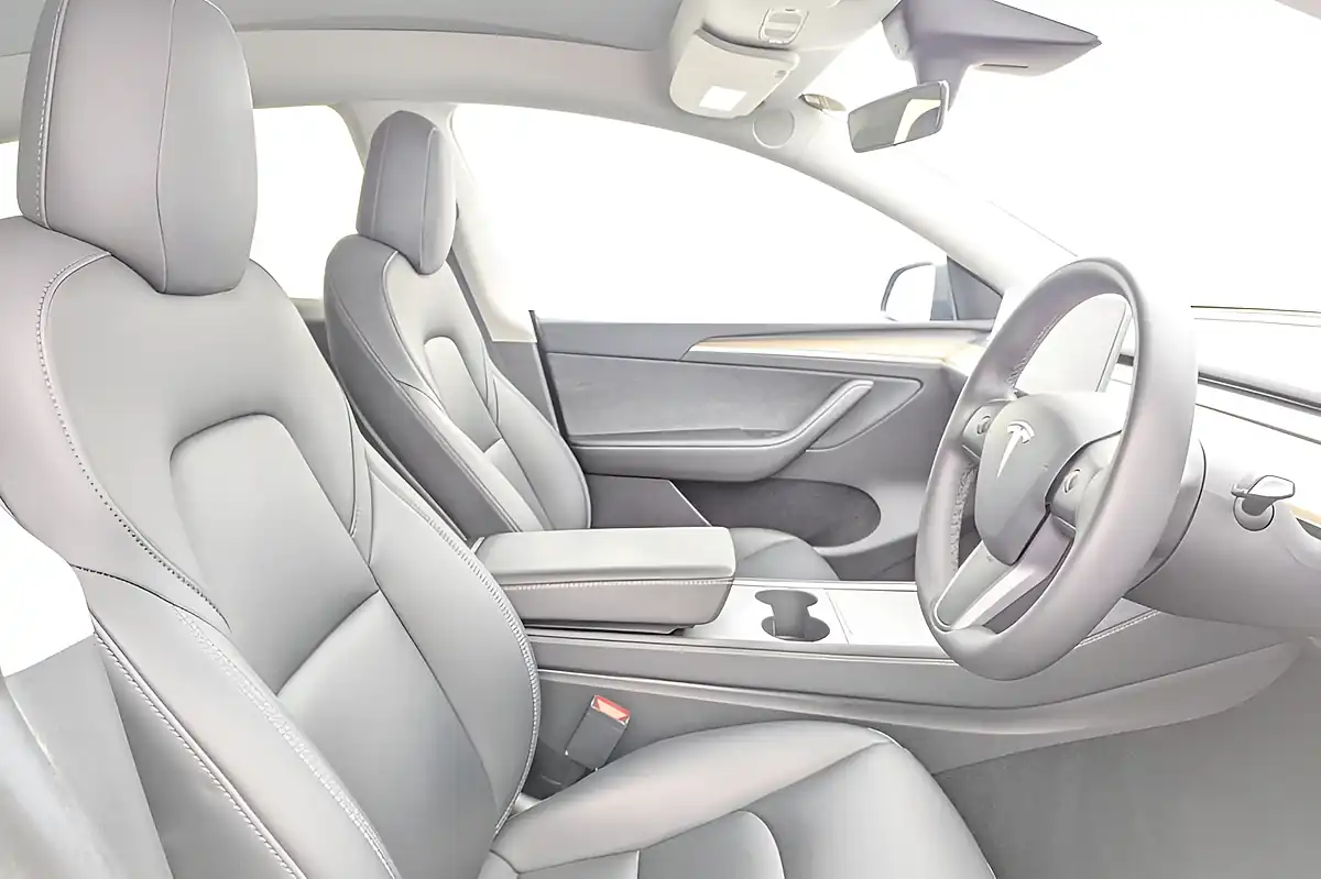 Used 2022 Tesla Model Y Long Range Grey - Interior and Exterior details 3