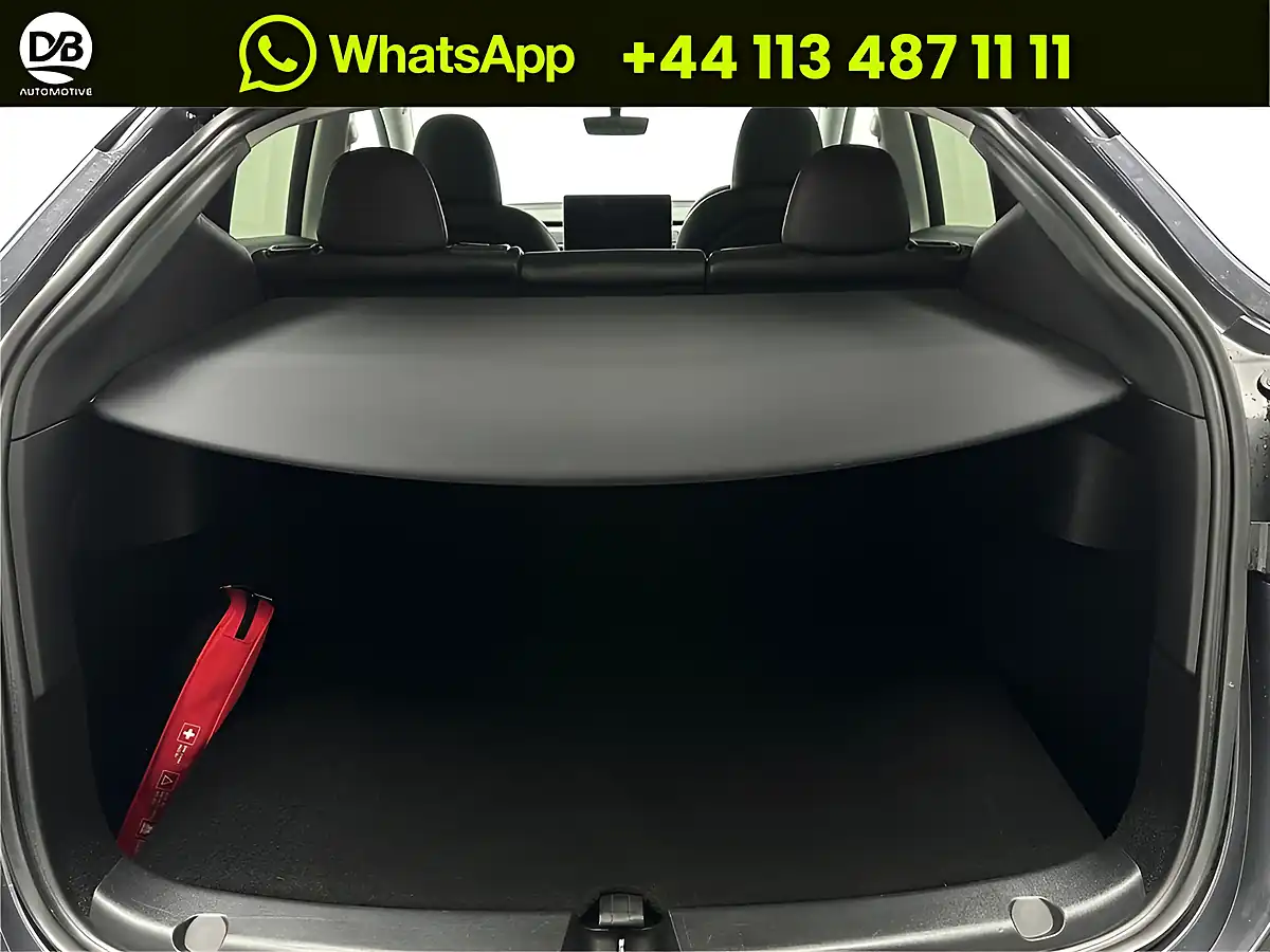 Used 2022 Tesla Model Y Long Range Grey - Interior and Exterior details 14