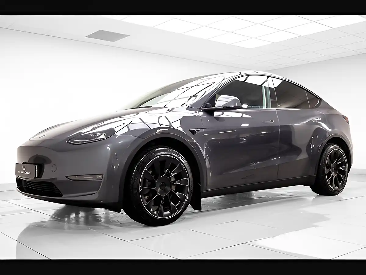 Used 2022 Tesla Model Y Long Range Grey - Interior and Exterior details 5