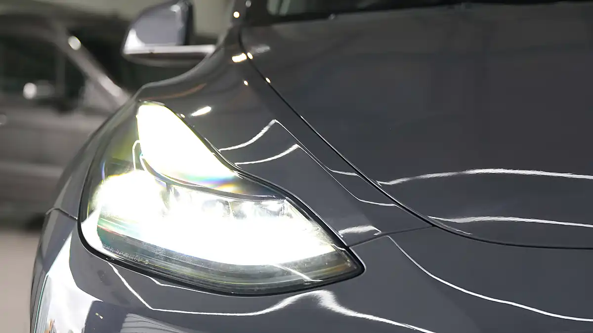 Used 2022 Tesla Model Y Long Range Grey - Interior and Exterior details 12