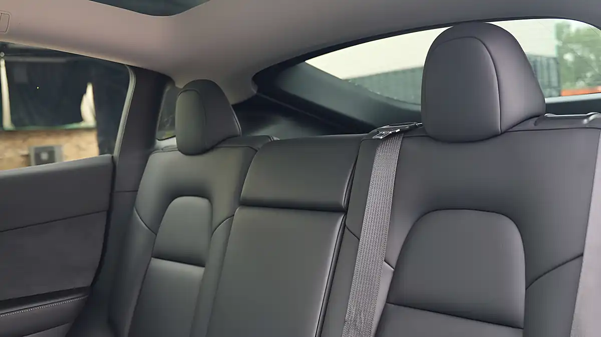 Used 2022 Tesla Model Y Long Range Grey - Interior and Exterior details 14