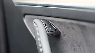 Used 2022 Tesla Model Y Long Range Grey - Interior and Exterior details 16