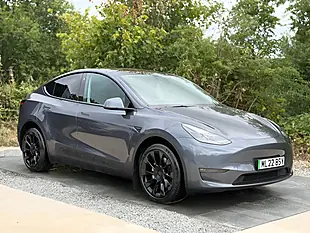 Used 2022 Tesla Model Y Long Range Grey - Interior and Exterior details 10