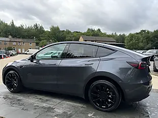Used 2022 Tesla Model Y Long Range Grey - Interior and Exterior details 3