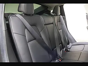 Used 2022 Tesla Model Y Long Range Grey - Interior and Exterior details 10