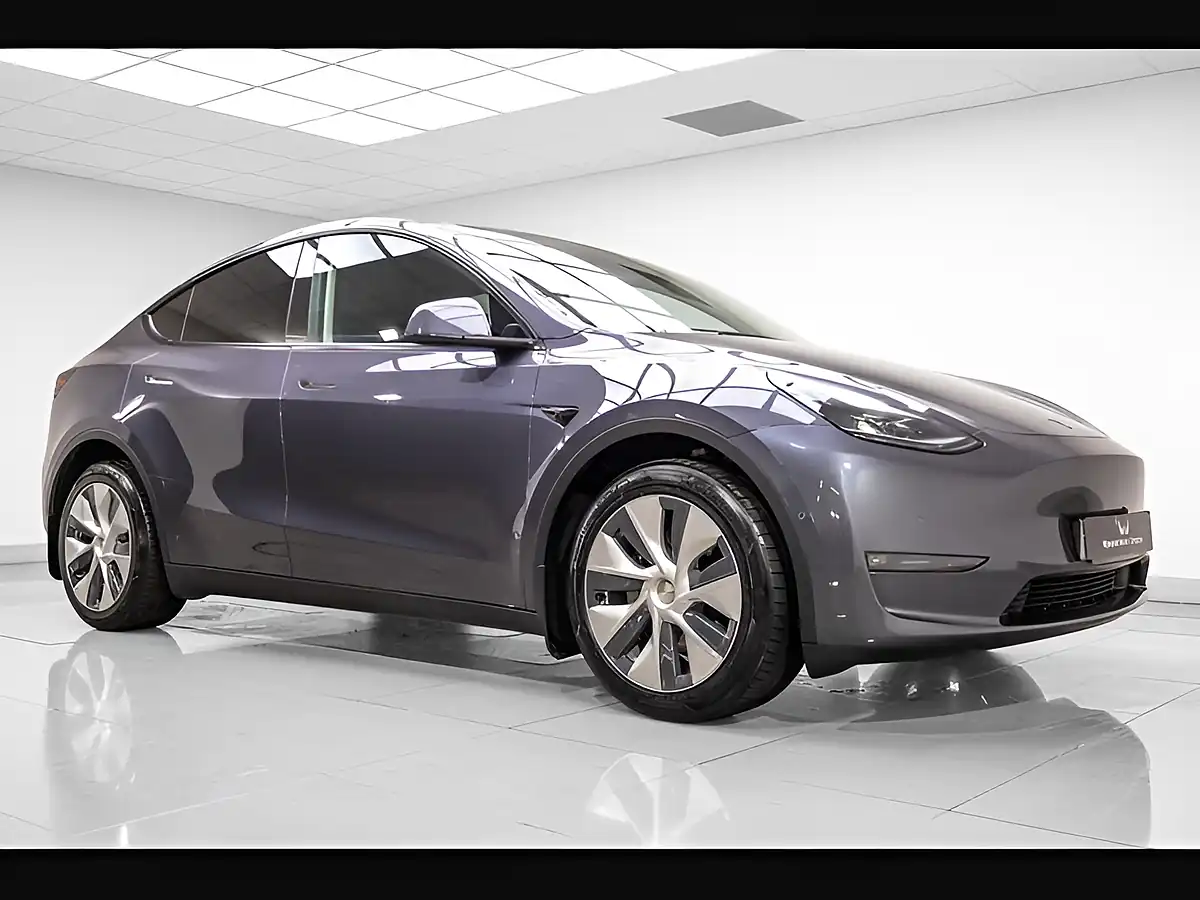 Used 2022 Tesla Model Y Long Range Grey - Interior and Exterior details 3