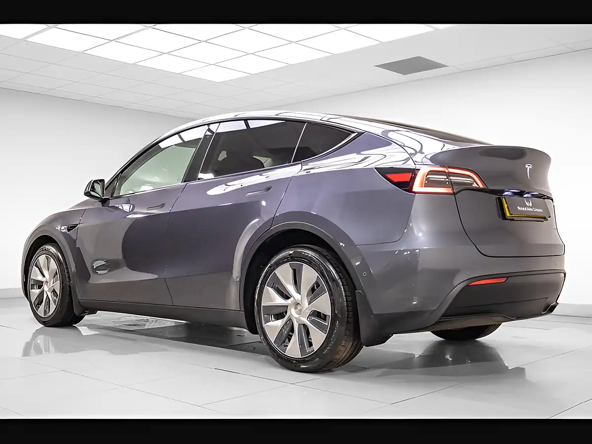 Used 2022 Tesla Model Y Long Range Grey - Interior and Exterior details 4