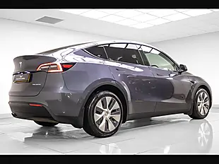 Used 2022 Tesla Model Y Long Range Grey - Interior and Exterior details 8