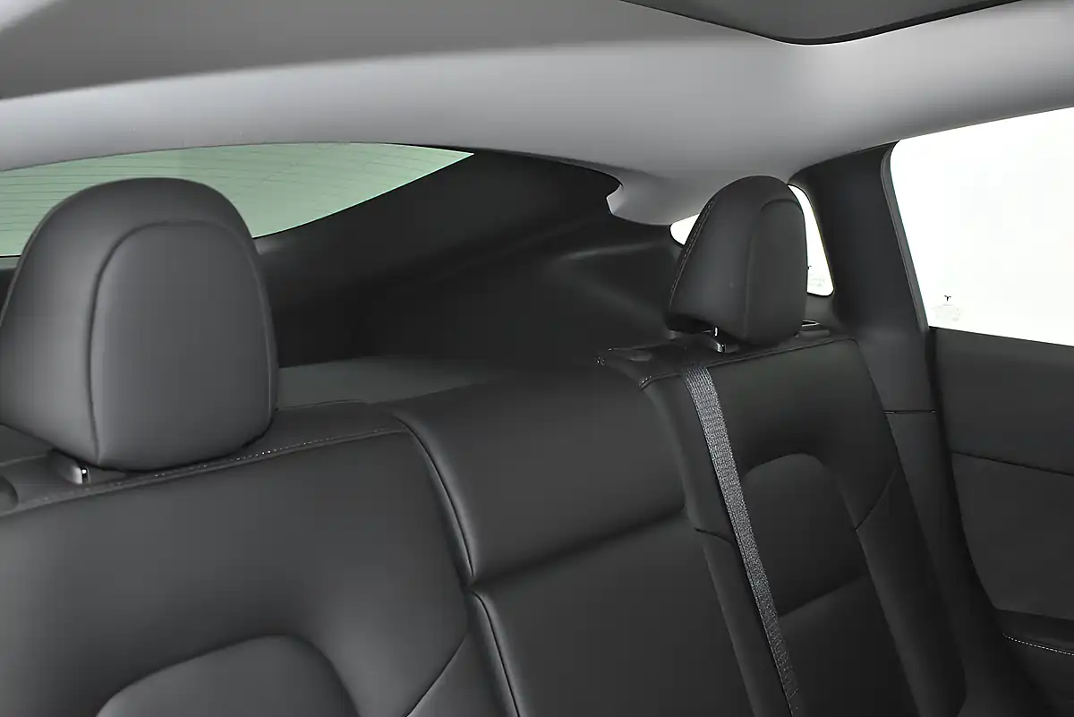 Used 2022 Tesla Model Y Long Range Grey - Interior and Exterior details 14