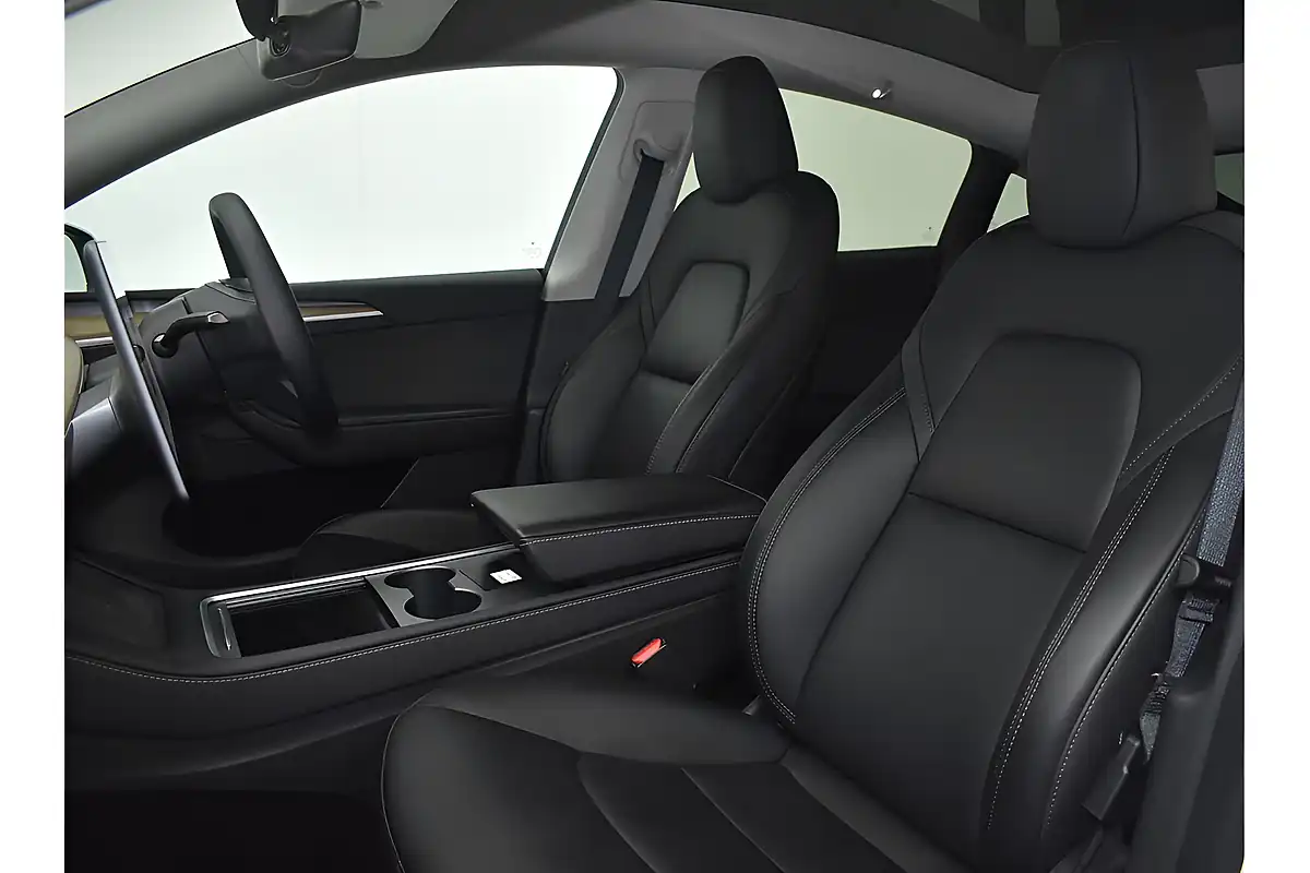 Used 2022 Tesla Model Y Long Range Grey - Interior and Exterior details 2