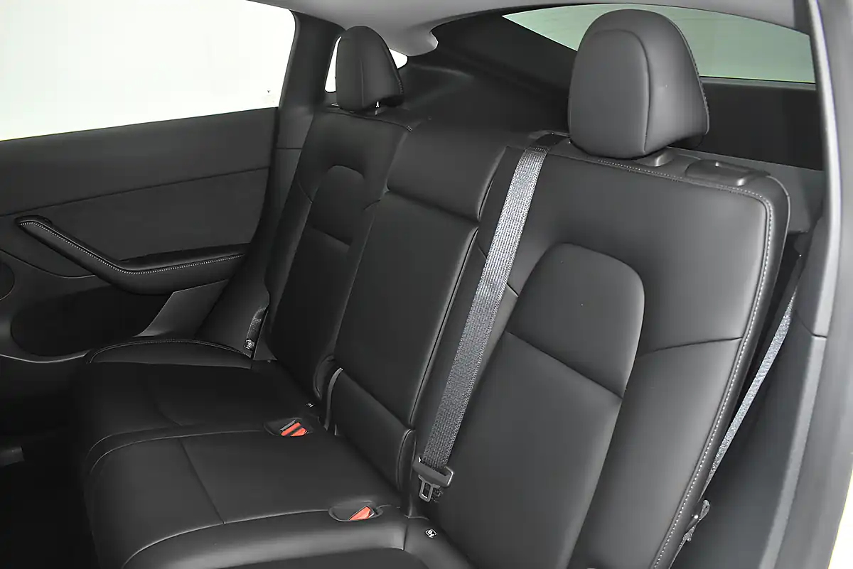 Used 2022 Tesla Model Y Long Range Grey - Interior and Exterior details 3