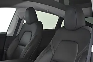 Used 2022 Tesla Model Y Long Range Grey - Interior and Exterior details 9