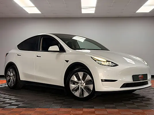 2022 Tesla Model Y Long Range Dual Motor