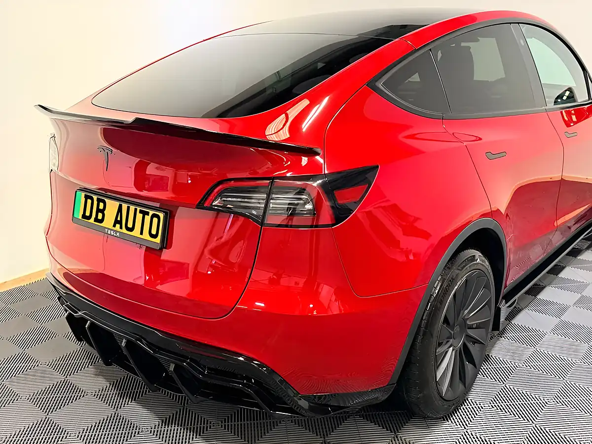 Used 2022 Tesla Model Y Long Range Red - Interior and Exterior details 15