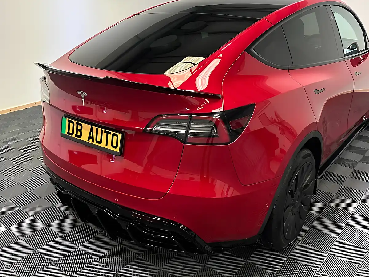 Used 2022 Tesla Model Y Long Range Red - Interior and Exterior details 15