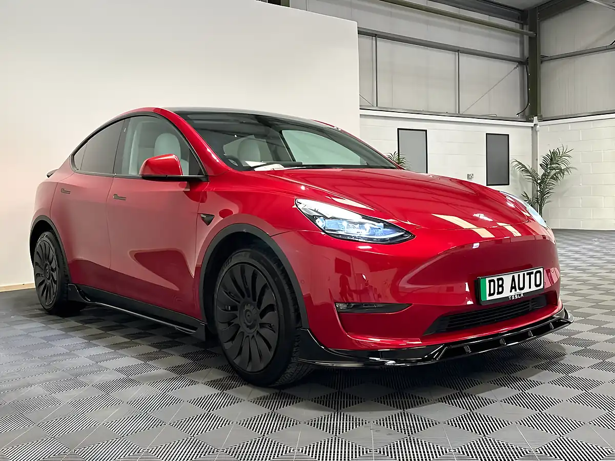 Used 2022 Tesla Model Y Long Range Red - Interior and Exterior details 5