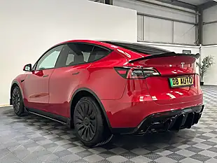 Used 2022 Tesla Model Y Long Range Red - Interior and Exterior details 8