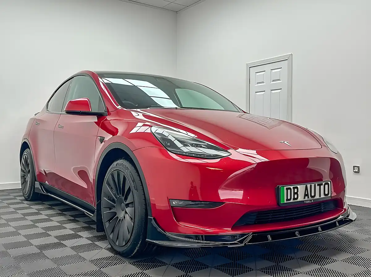 Used 2022 Tesla Model Y Long Range Red - Interior and Exterior details 11