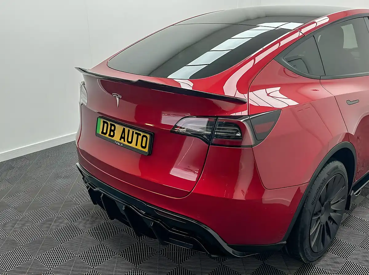Used 2022 Tesla Model Y Long Range Red - Interior and Exterior details 8