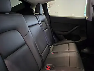 Used 2022 Tesla Model Y Long Range Red - Interior and Exterior details 14