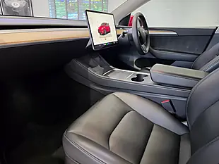 Used 2022 Tesla Model Y Long Range Red - Interior and Exterior details 16