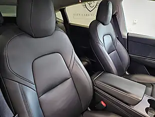 Used 2022 Tesla Model Y Long Range White - Interior and Exterior details 12