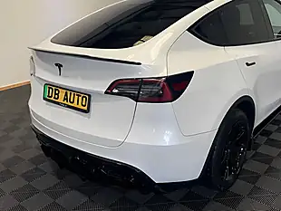 Used 2022 Tesla Model Y Long Range White - Interior and Exterior details 10