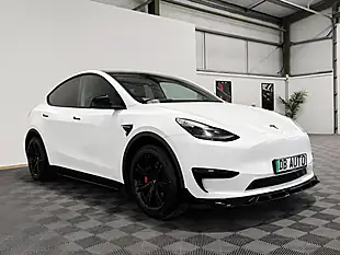 Used 2022 Tesla Model Y Long Range White - Interior and Exterior details 5