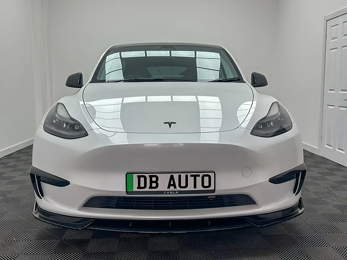 Used 2022 Tesla Model Y Long Range White - Interior and Exterior details 5