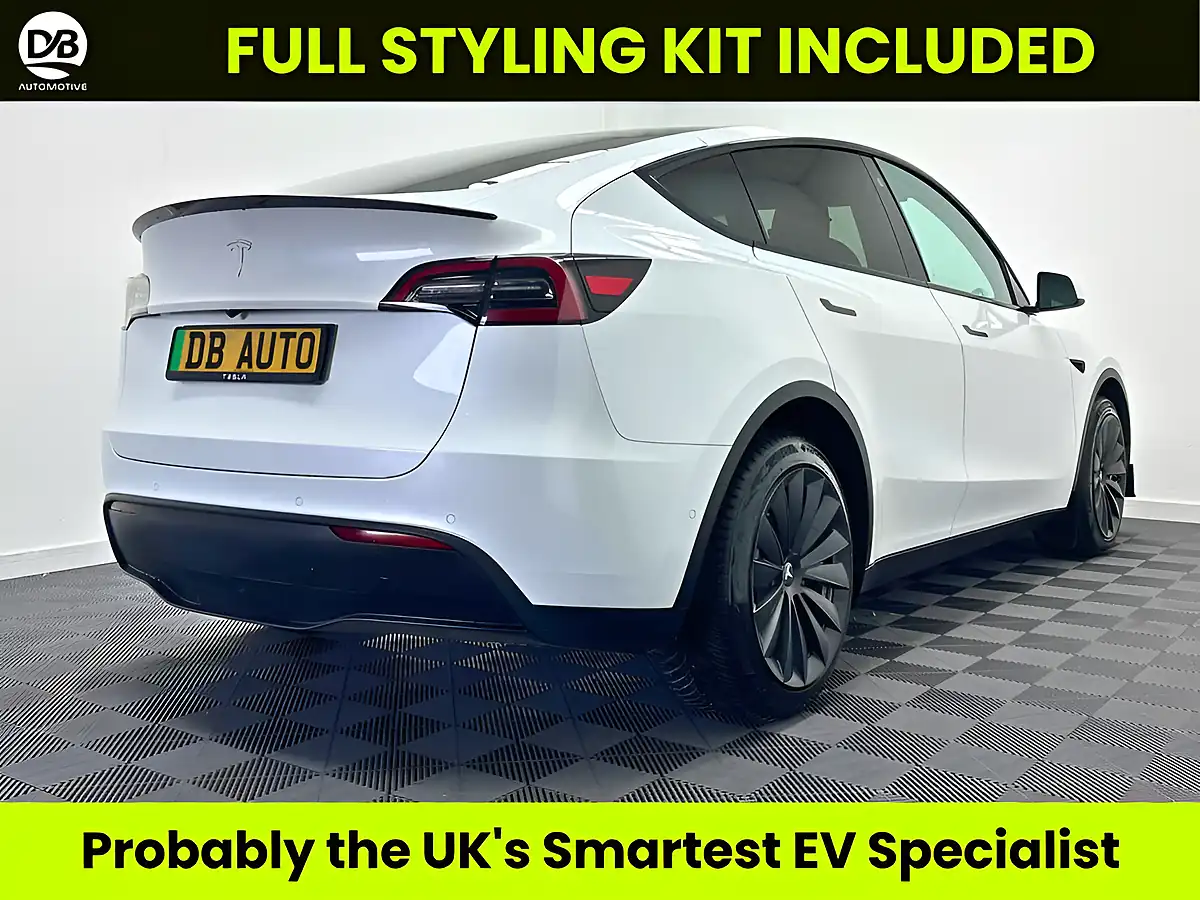 Used 2022 Tesla Model Y Long Range White - Interior and Exterior details 3