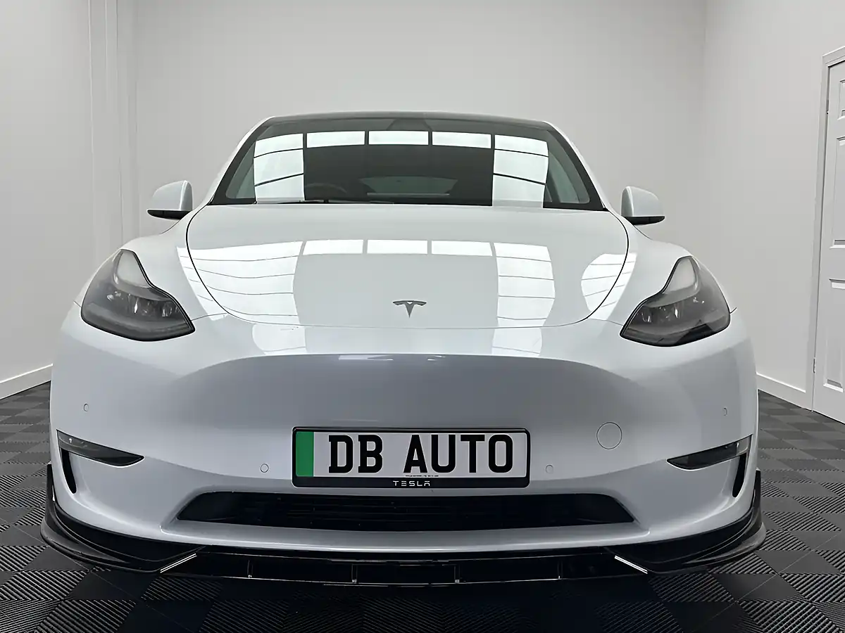 Used 2022 Tesla Model Y Long Range White - Interior and Exterior details 5
