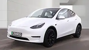 Used 2022 Tesla Model Y Long Range White - Interior and Exterior details 9