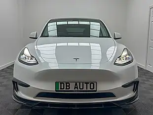 Used 2022 Tesla Model Y Long Range White - Interior and Exterior details 15