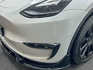 Used 2022 Tesla Model Y Long Range White - Interior and Exterior details 5