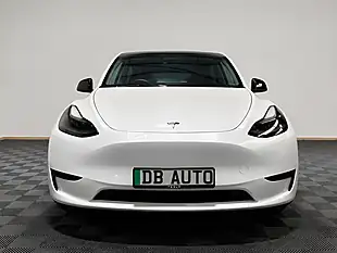 Used 2022 Tesla Model Y Long Range White - Interior and Exterior details 13