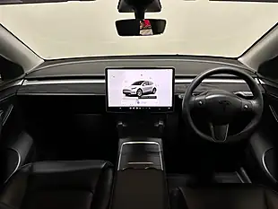 Used 2022 Tesla Model Y Long Range White - Interior and Exterior details 15